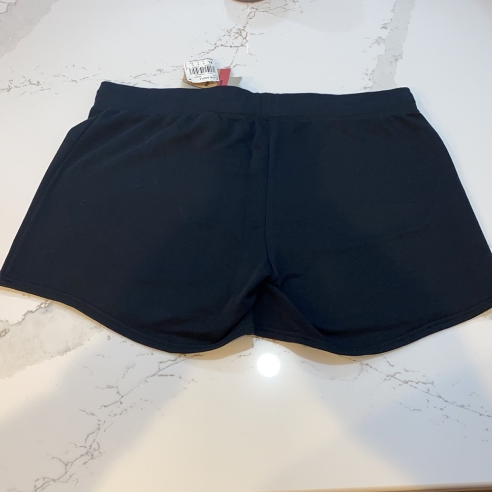 NWT‼️ Reebok Training Shorts - Picture 3 of 3